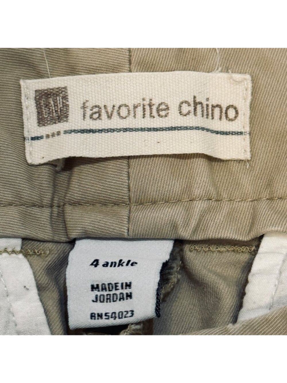 Gap Favorite Chinos Women's Size 4 Ankle Wide Leg Light Khaki Cotton Y2K Style - Picture 8 of 9